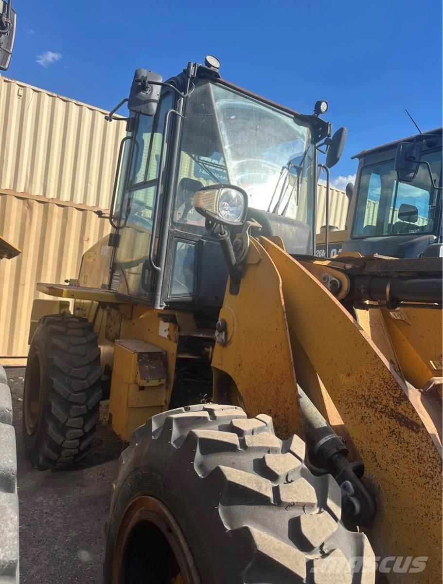 CAT 910M Ładowarki kołowe