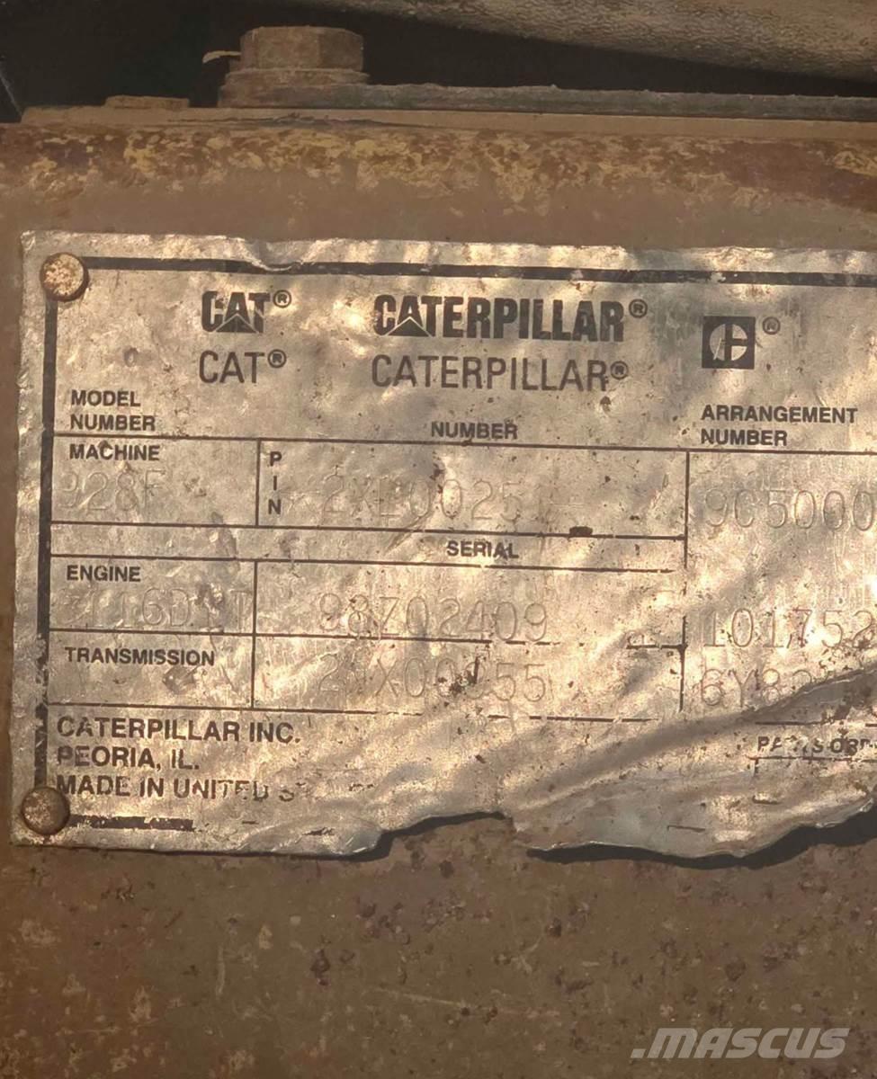 CAT 928F Ładowarki kołowe