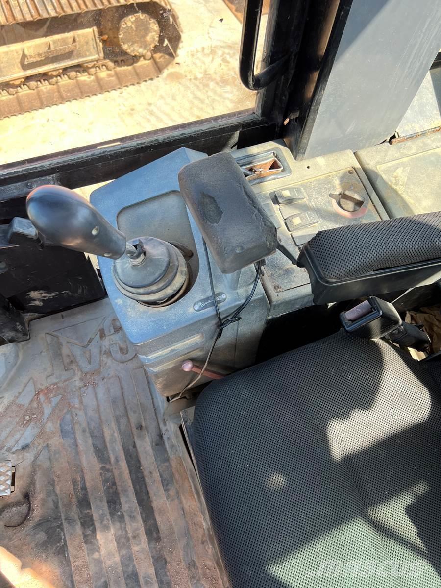 CAT 928G Ładowarki kołowe