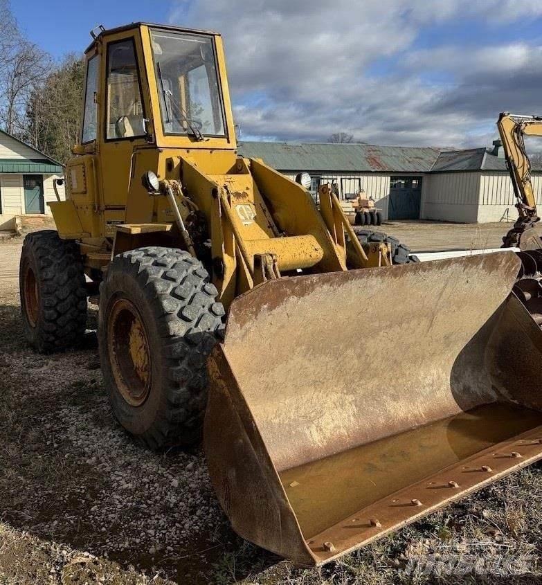 CAT 930 Ładowarki kołowe
