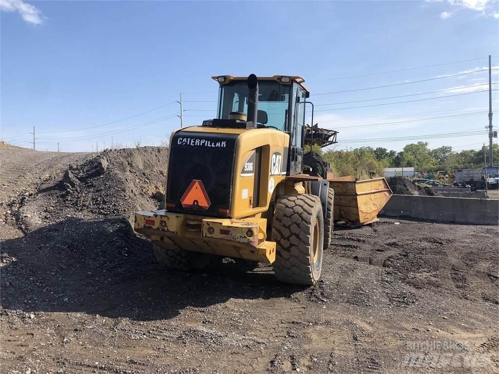 CAT 930G Ładowarki kołowe