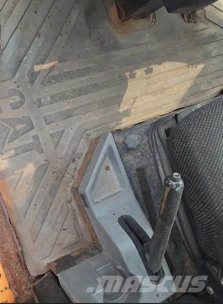 CAT 930G Ładowarki kołowe