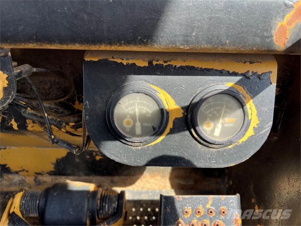 CAT 953 Ładowarki gąsienicowe