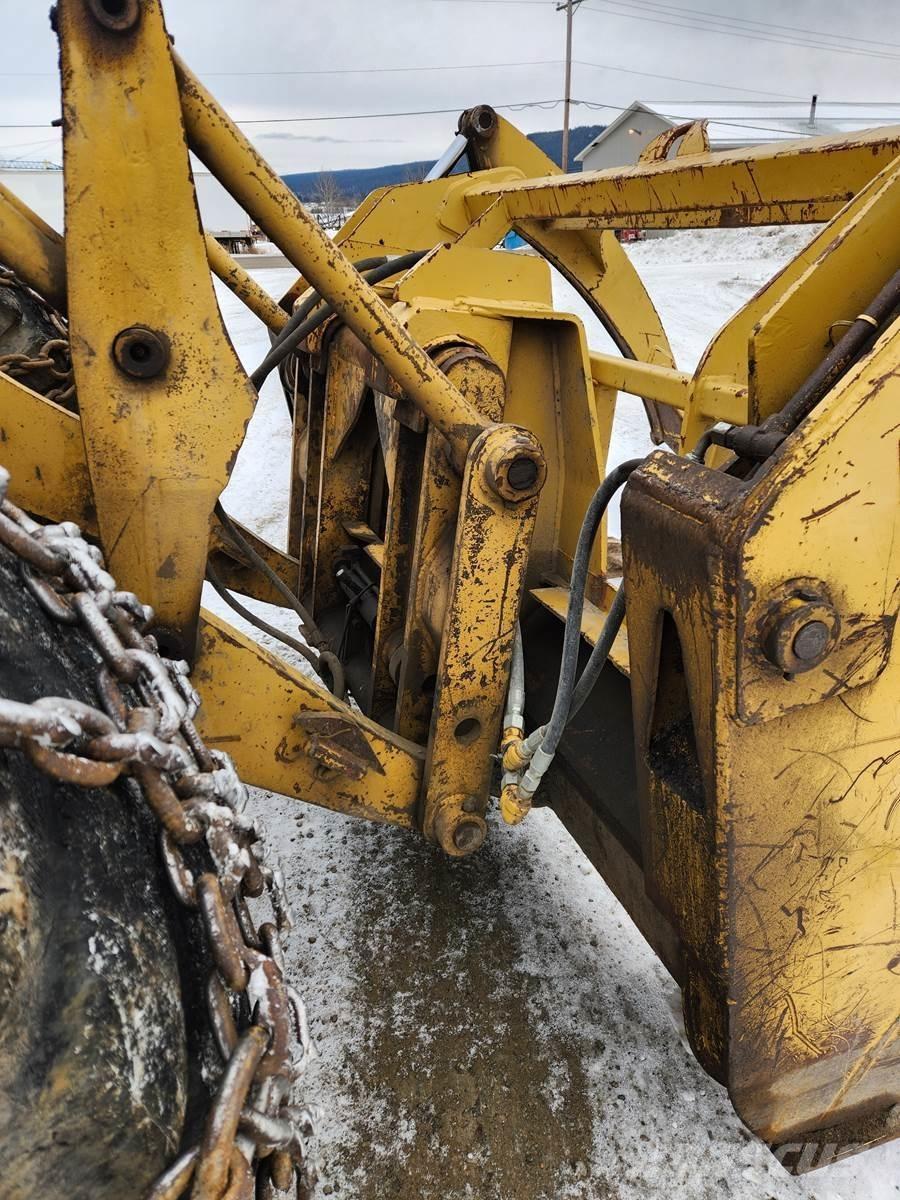 CAT 966C Ładowarki kołowe