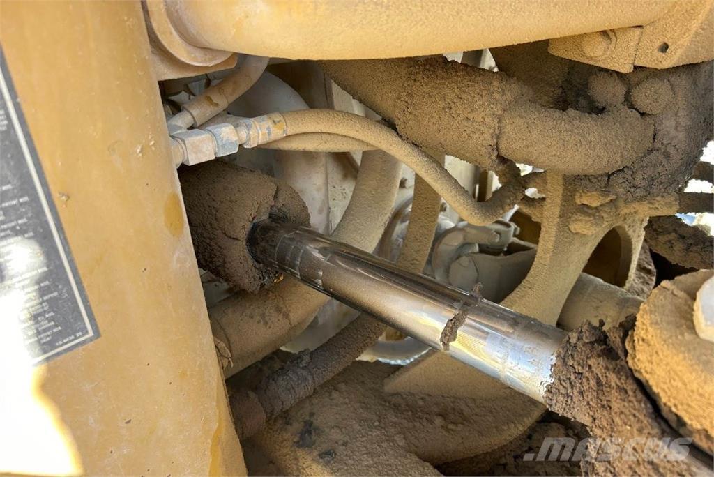 CAT 966G Ładowarki kołowe