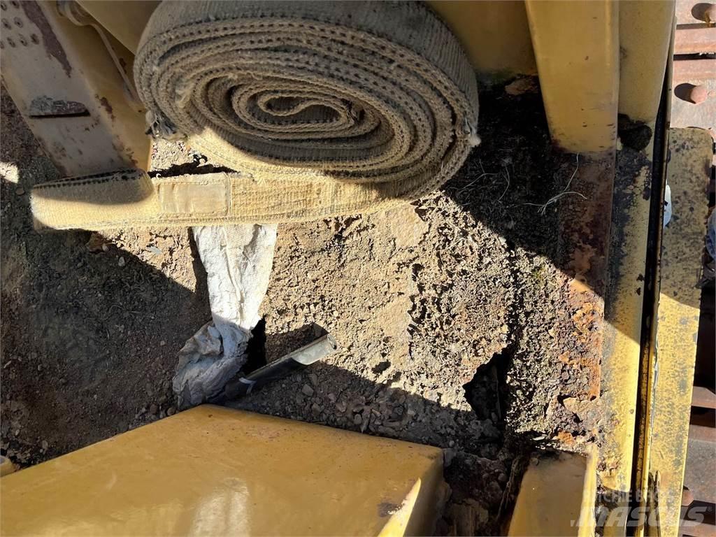 CAT 973 Ładowarki gąsienicowe