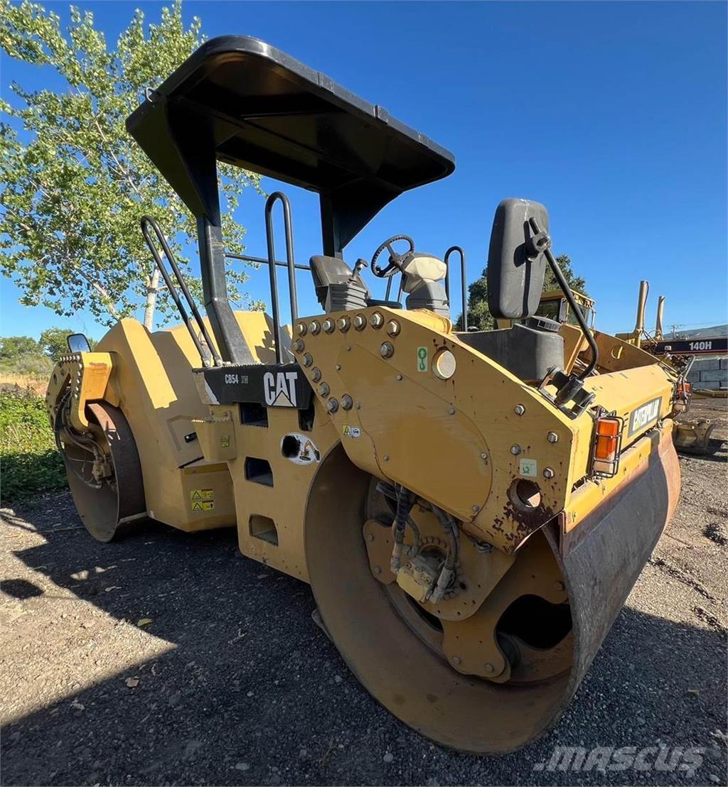 CAT CB54 Walce jednobębnowe