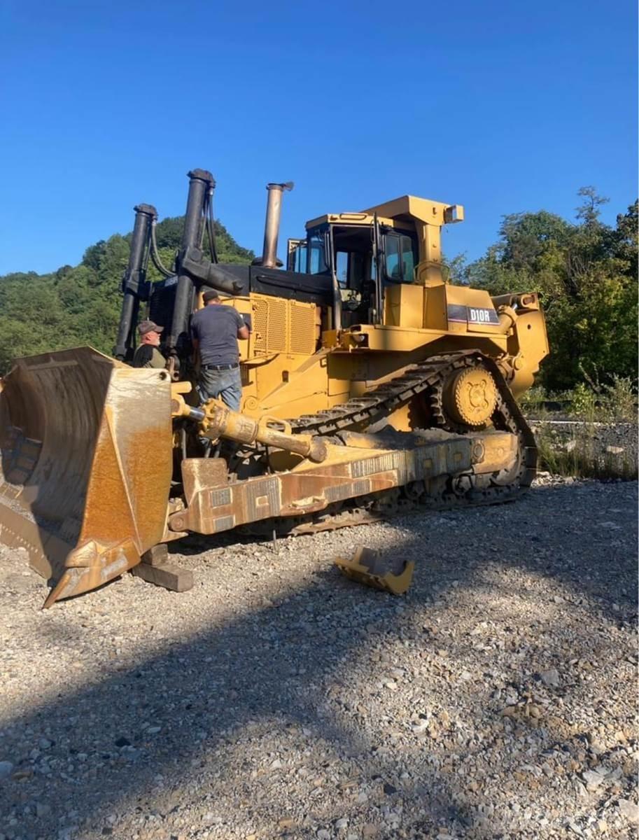 CAT D10R Spycharki gąsienicowe