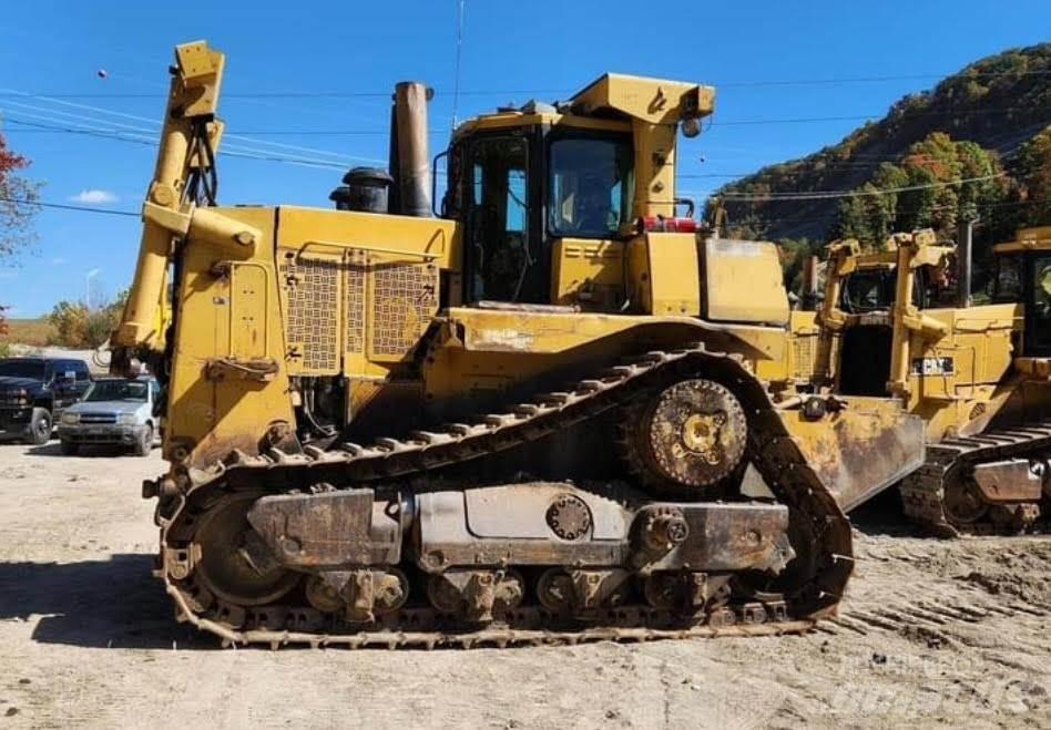 CAT D10T Spycharki gąsienicowe