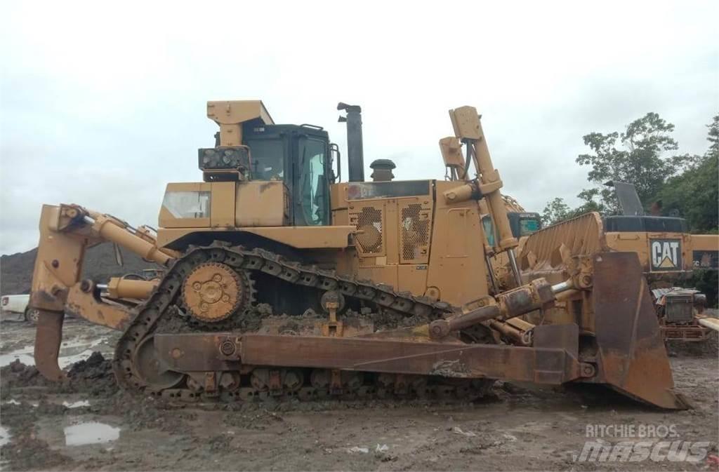 CAT D10T Spycharki gąsienicowe