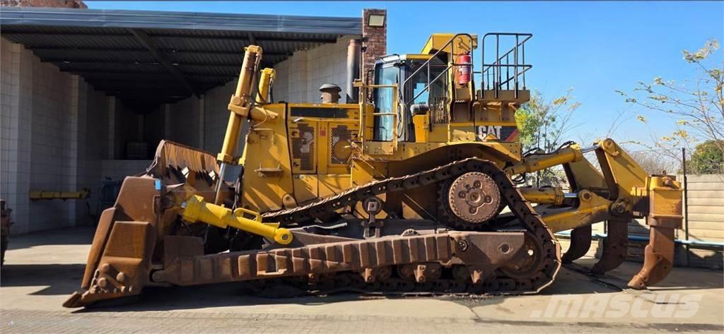 CAT D10T Spycharki gąsienicowe
