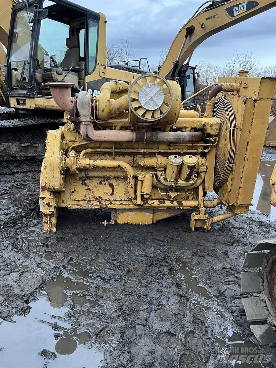 CAT D353 Silniki