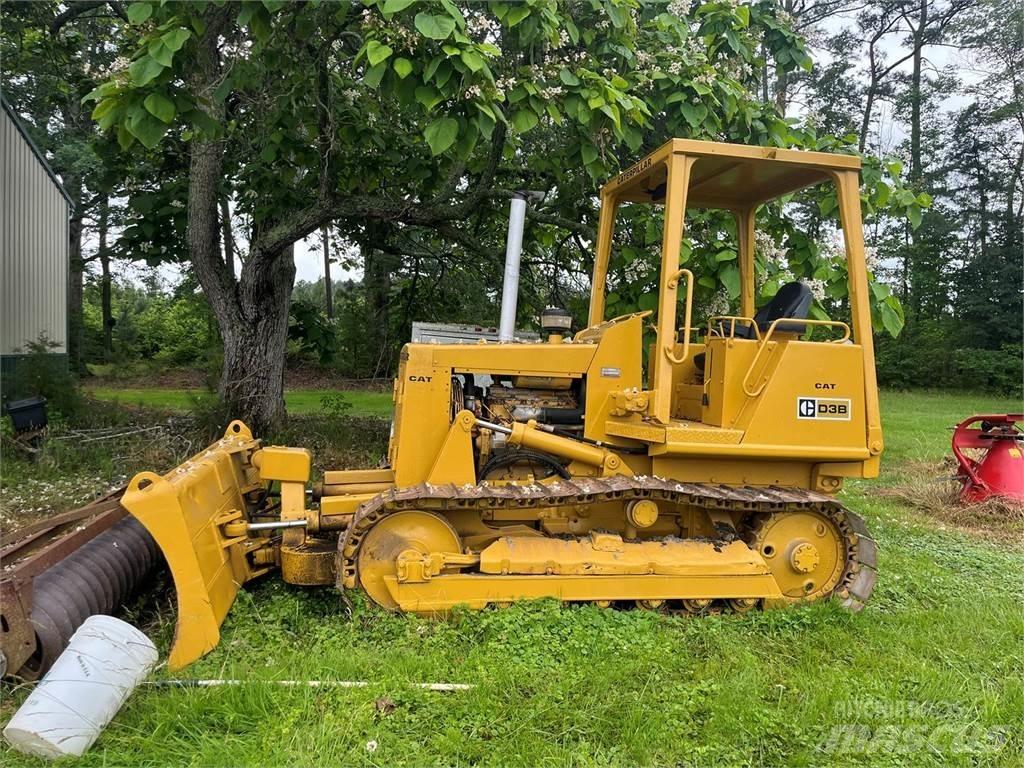 CAT D3B Spycharki gąsienicowe