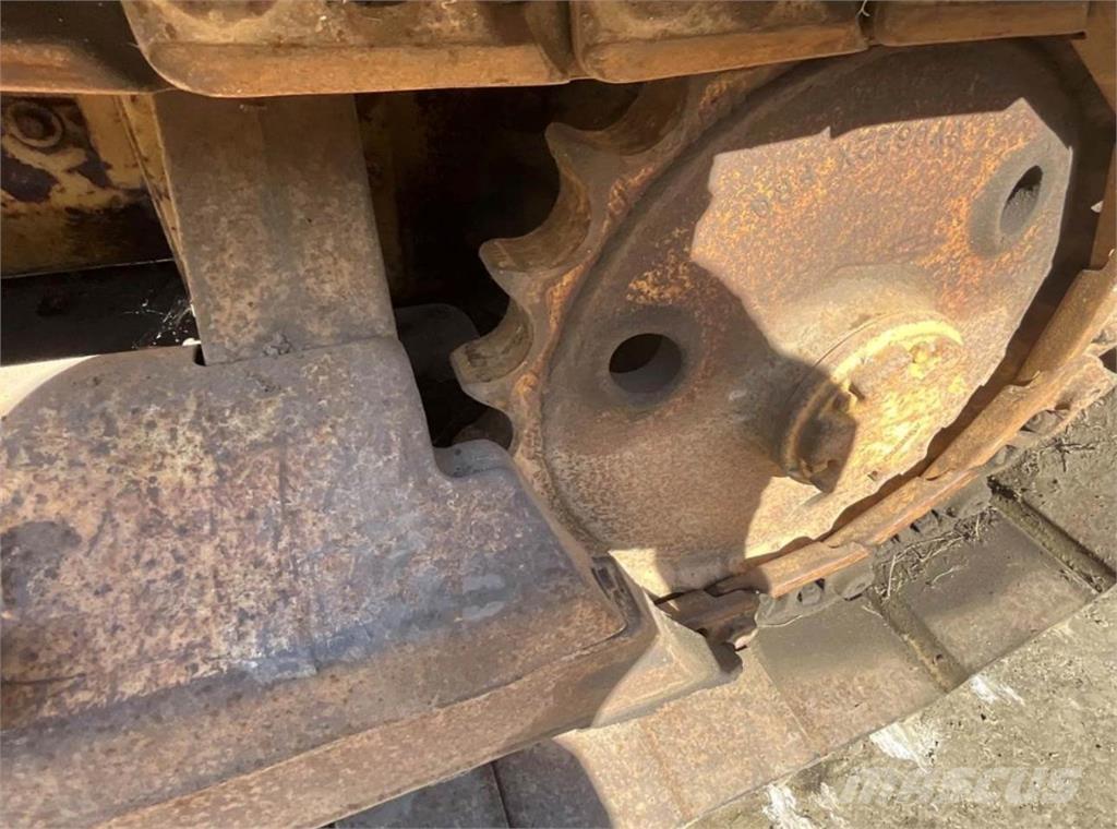 CAT D3B Z Spycharki gąsienicowe