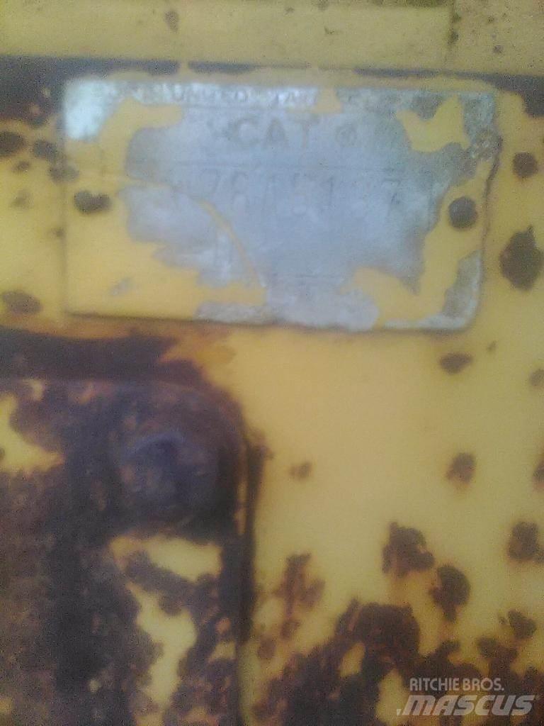 CAT D4D Spycharki gąsienicowe