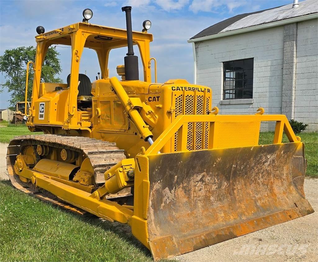 CAT D5B Spycharki gąsienicowe