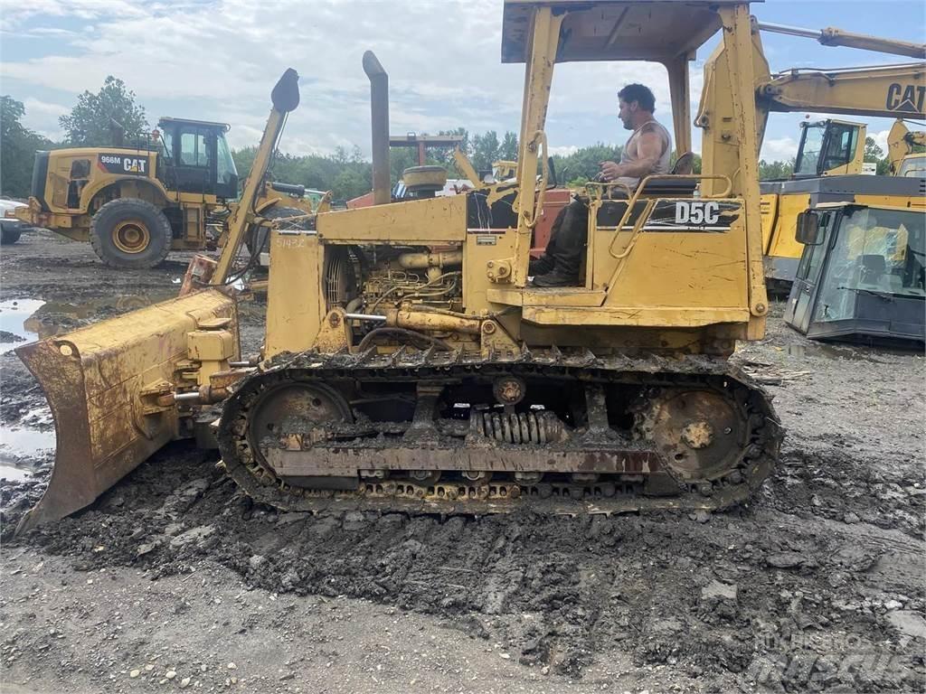CAT D5C Spycharki gąsienicowe