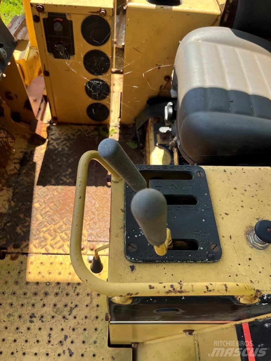 CAT D5C Spycharki gąsienicowe
