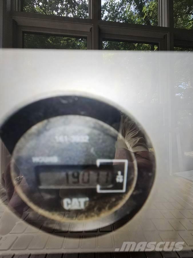 CAT D5G XL Spycharki gąsienicowe