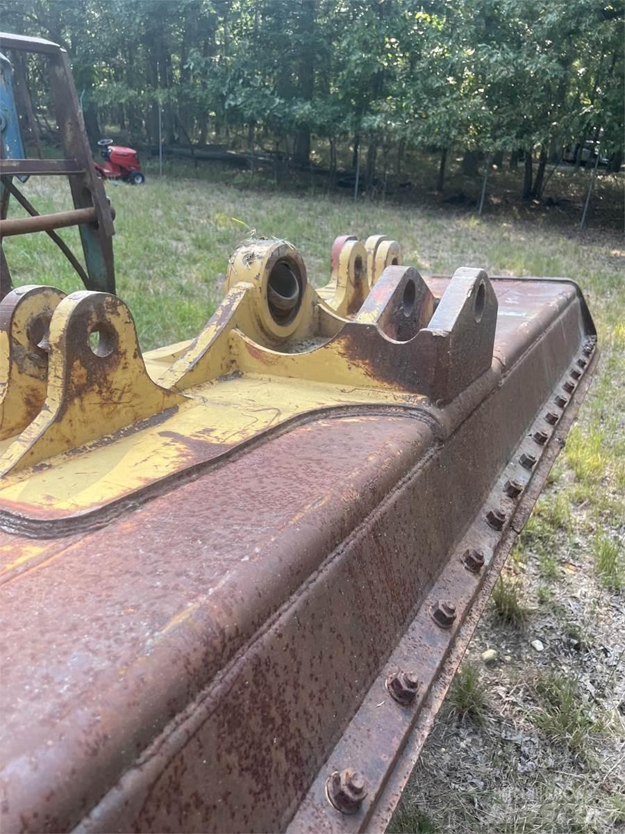 CAT D5M Lemiesze
