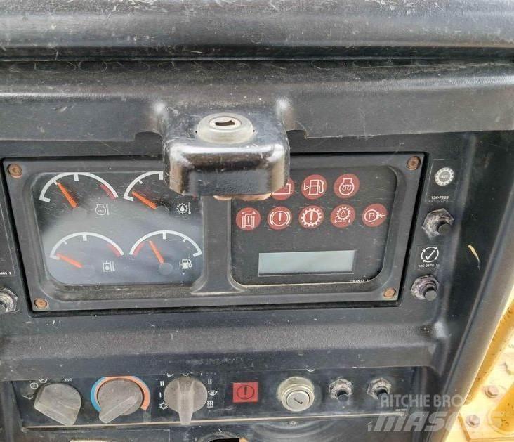 CAT D5M Spycharki gąsienicowe