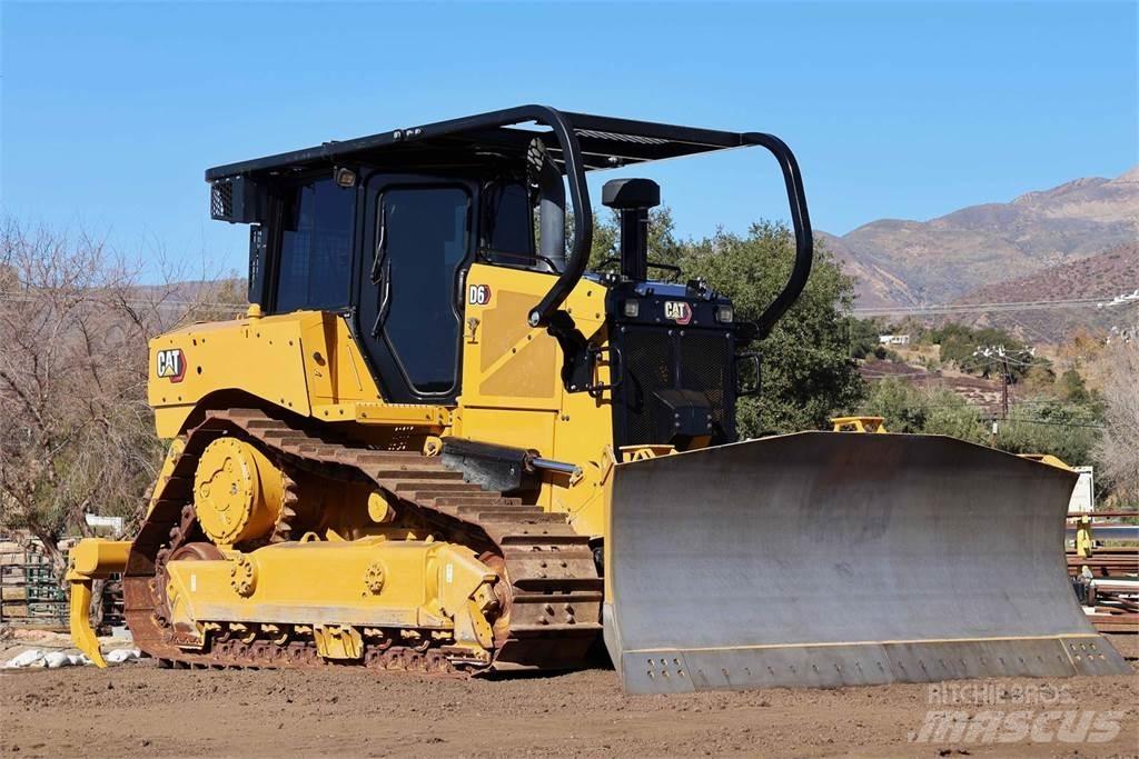 CAT D6 XL Spycharki gąsienicowe
