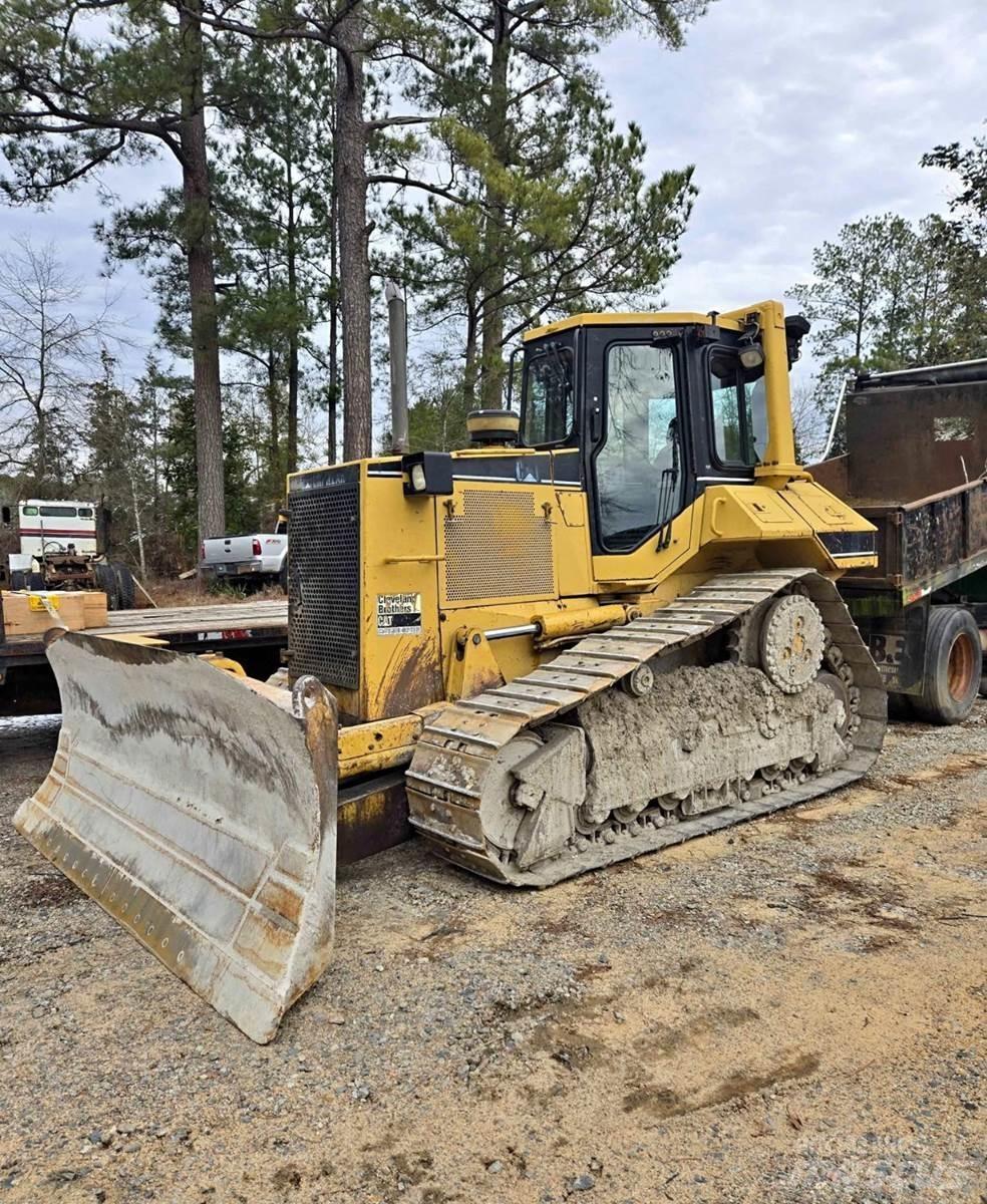 CAT D6M XL Spycharki gąsienicowe