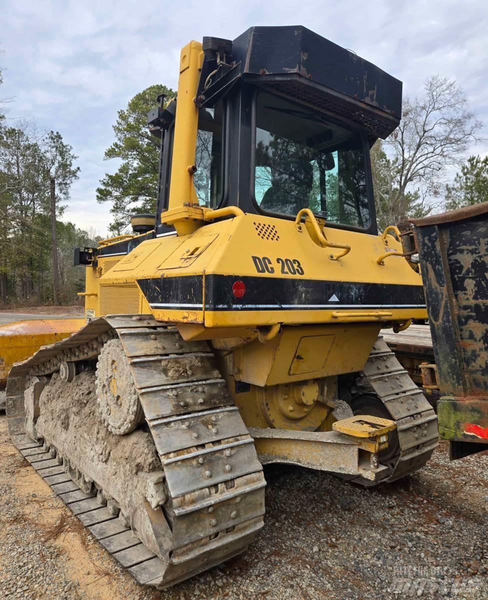 CAT D6M XL Spycharki gąsienicowe