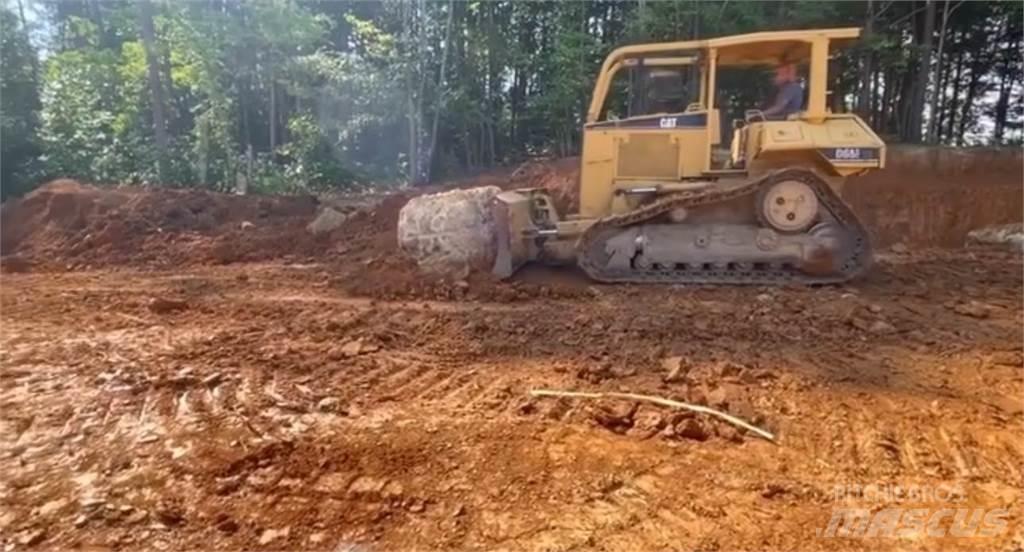 CAT D6M XL Spycharki gąsienicowe