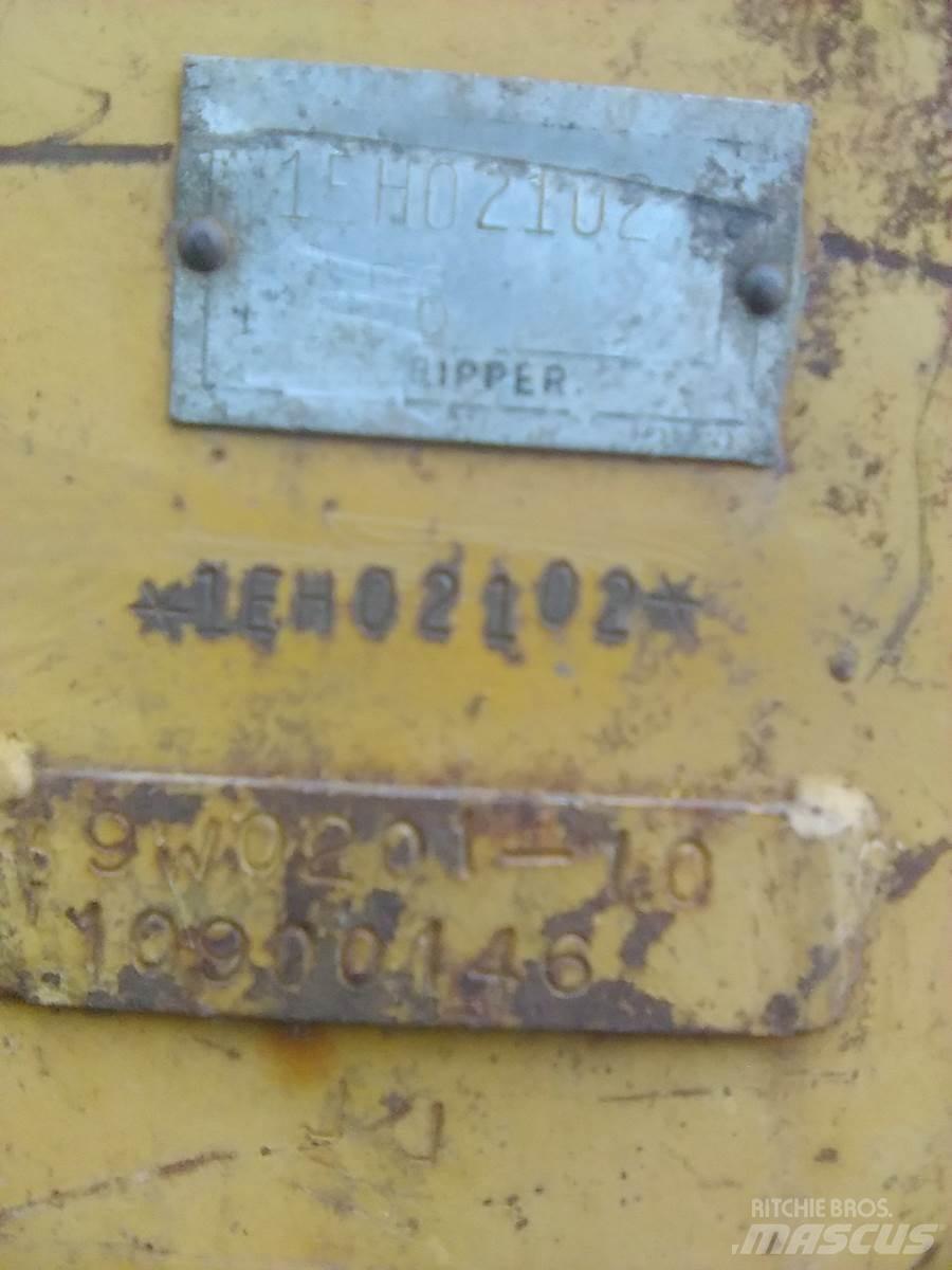 CAT D6R Spulchniarki