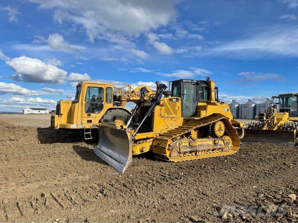 CAT D6T Spycharki gąsienicowe