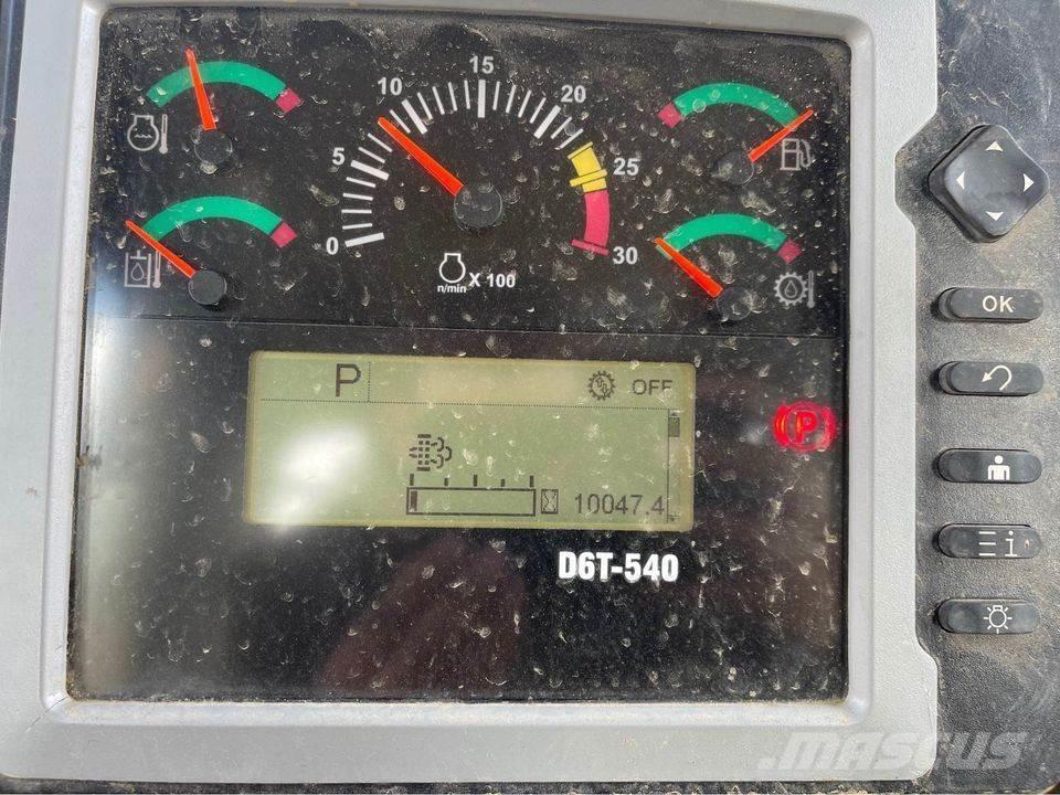 CAT D6T Spycharki gąsienicowe