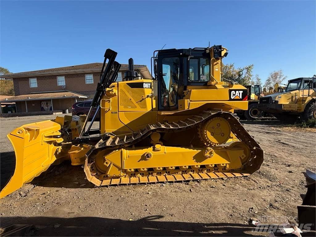CAT D6T Spycharki gąsienicowe