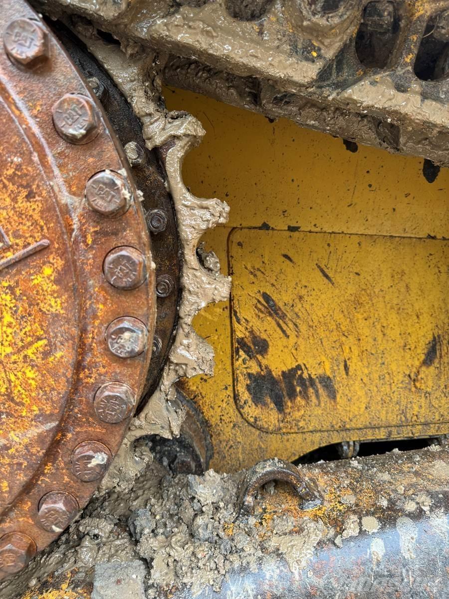 CAT D6T XL Spycharki gąsienicowe