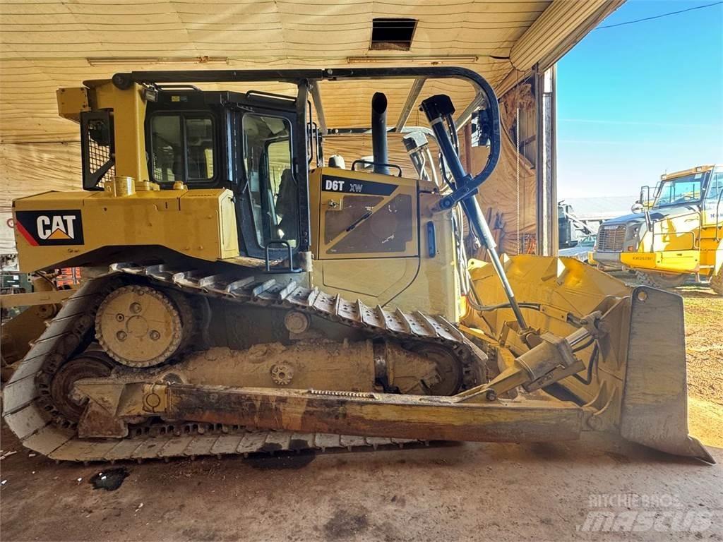 CAT D6T XW Spycharki gąsienicowe