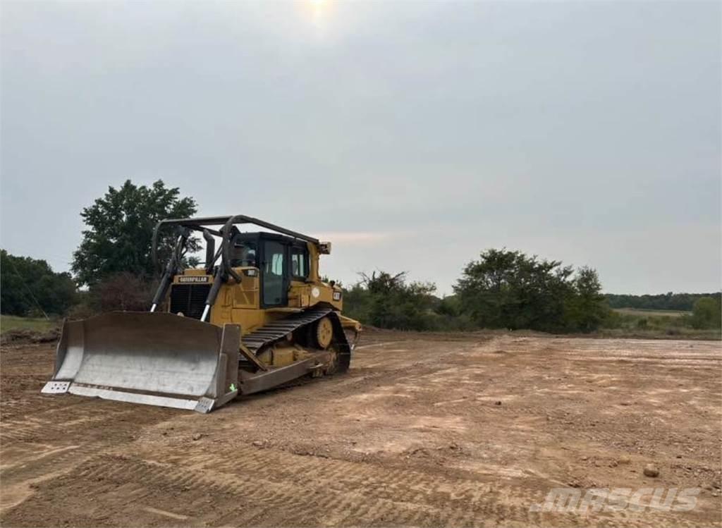 CAT D6T XW Spycharki gąsienicowe