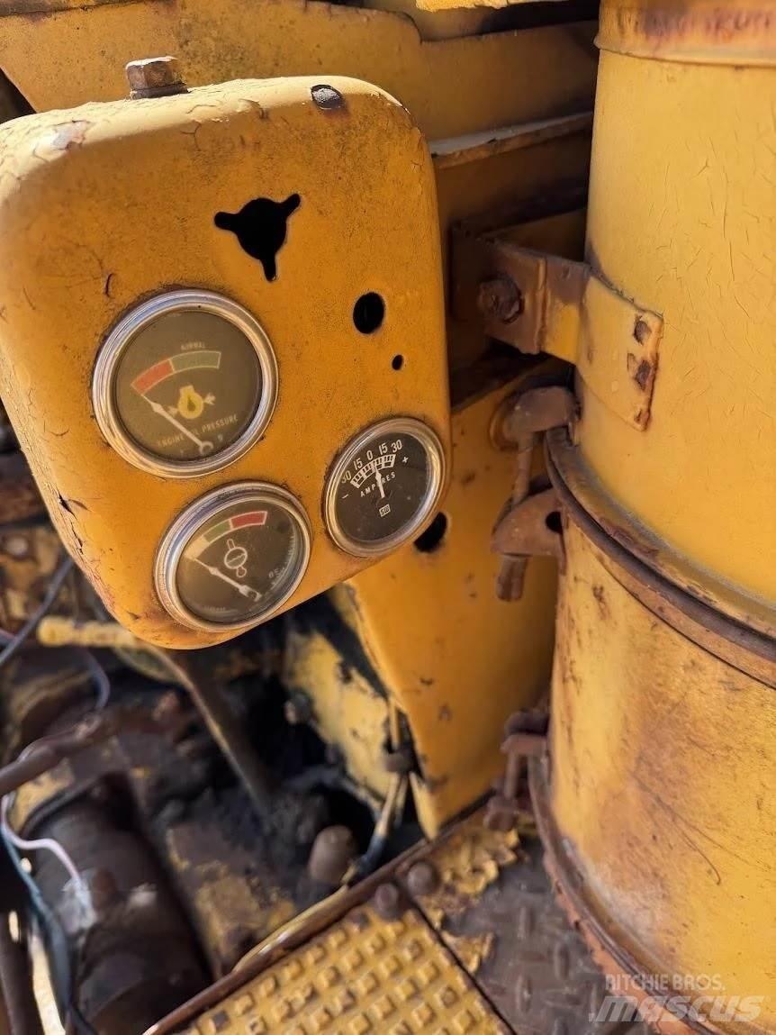 CAT D7 Spycharki gąsienicowe