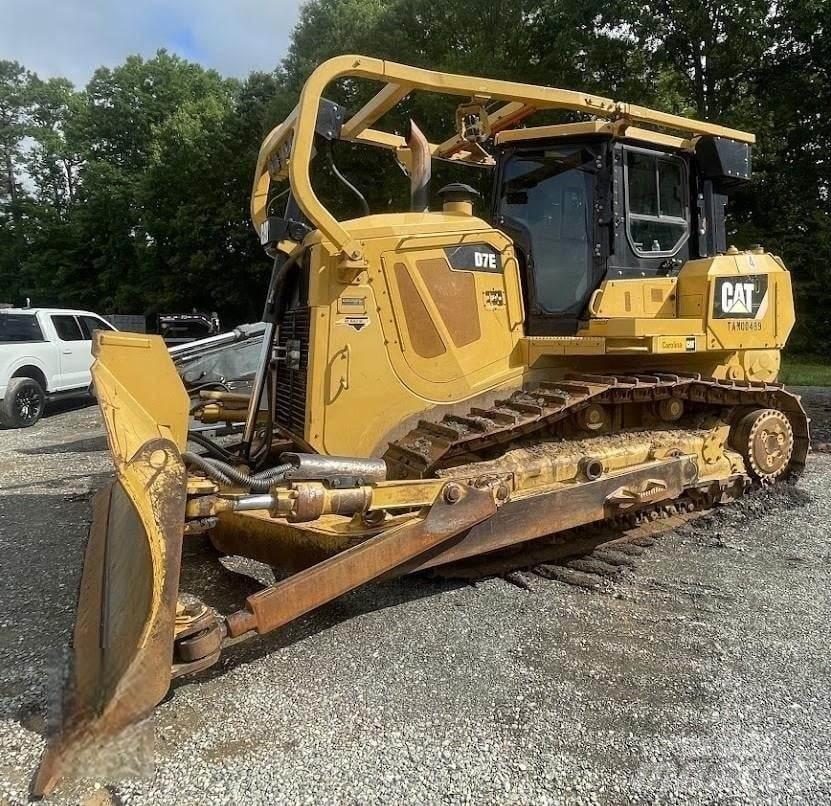 CAT D7E Spycharki gąsienicowe