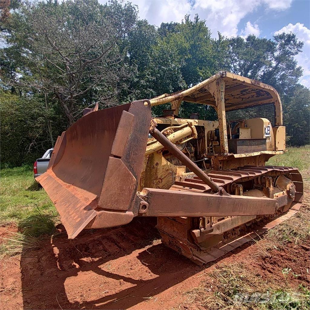 CAT D7E Spycharki gąsienicowe
