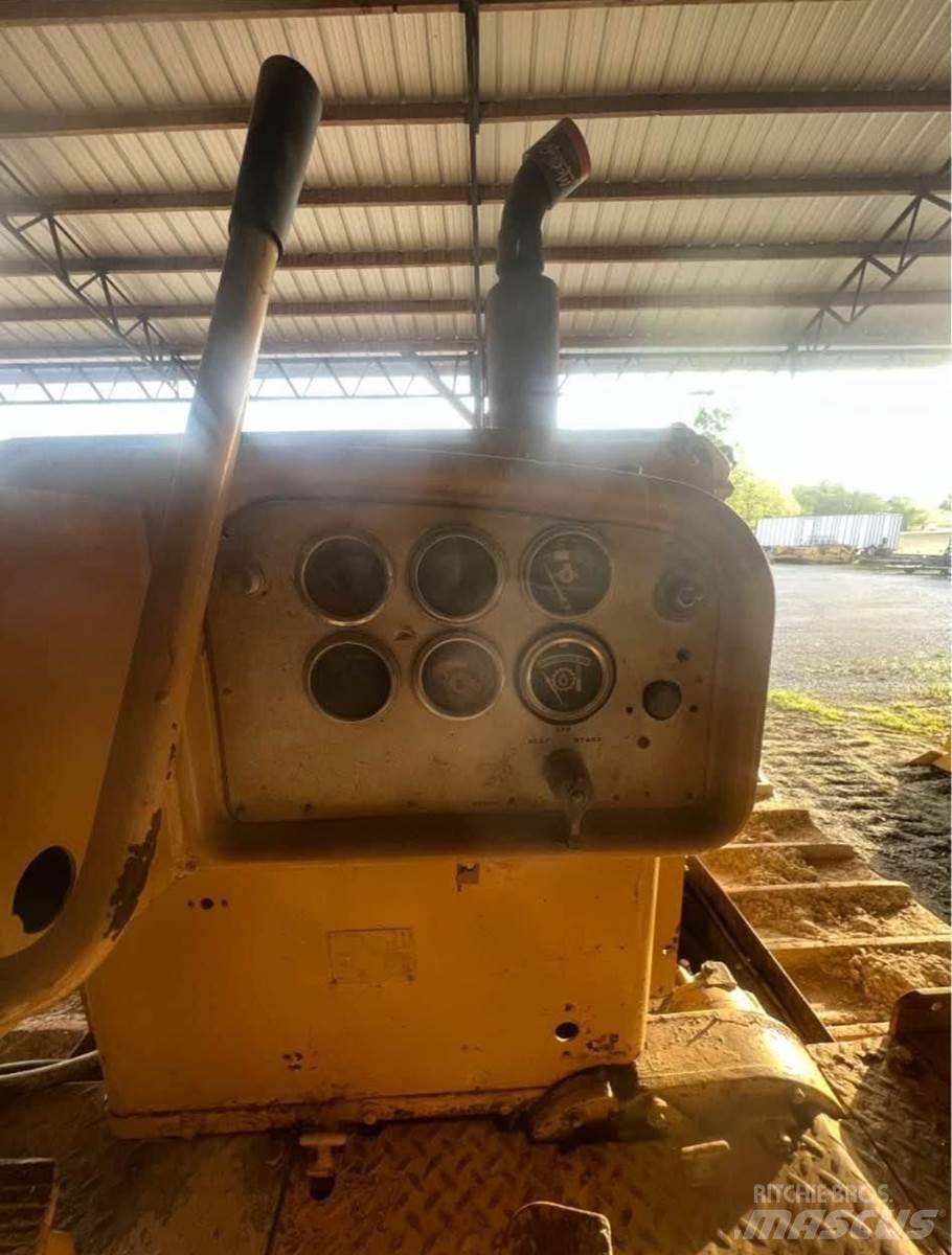 CAT D8H Spycharki gąsienicowe
