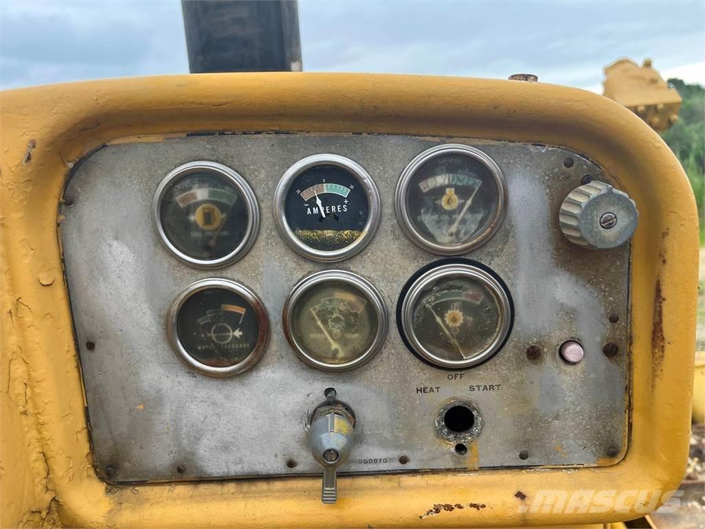 CAT D8H Spycharki gąsienicowe
