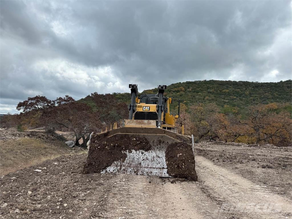 CAT D8T Spycharki gąsienicowe