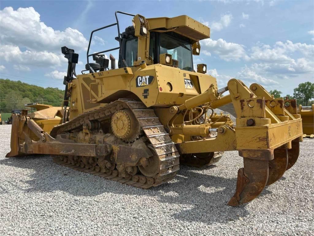 CAT D8T Spycharki gąsienicowe