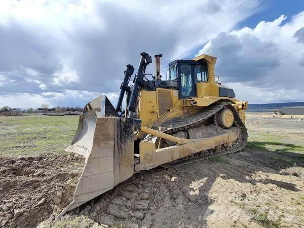 CAT D9N Spycharki gąsienicowe