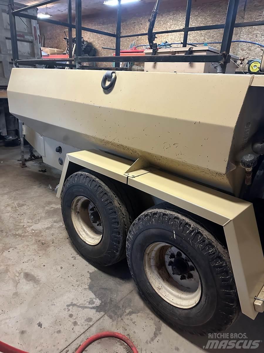 Finn T120 Kosze zasypowe