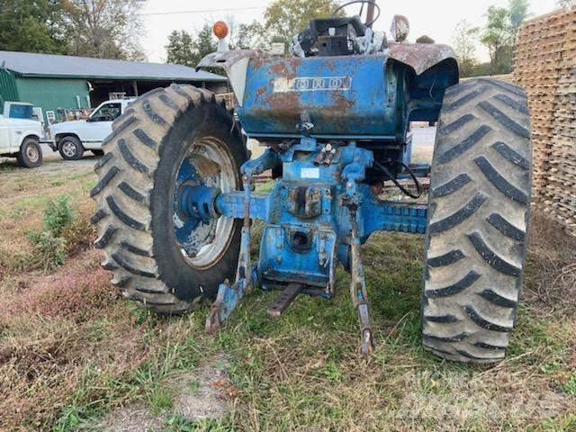 Ford 8000 Ciągniki rolnicze