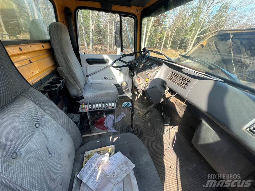 Ford 8000 Pojazdy komunalne