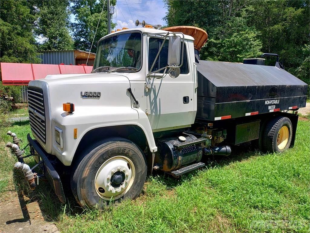 Ford 8000 Cysterna