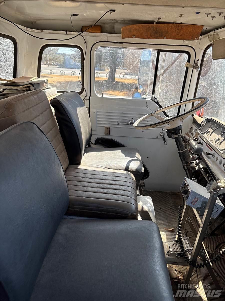 Ford 8000 Wozy strażackie