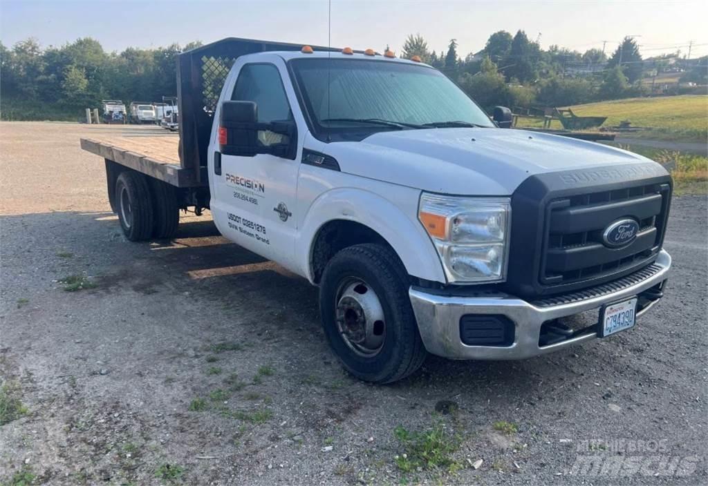 Ford F-350 Ciężarówki typu Platforma / Skrzynia